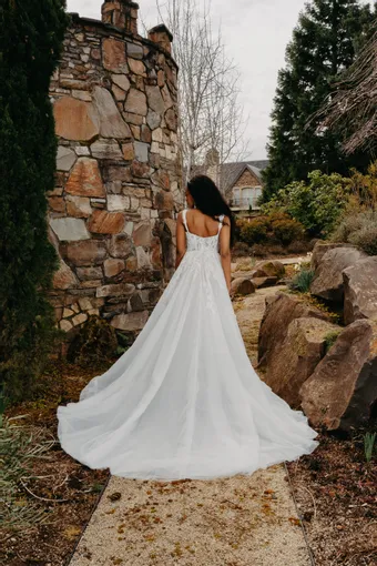 Iryna Shalom Valora #6 vertical thumbnail