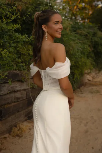 Sophia Thomas Style #B322 #3 backface vertical cropped thumbnail