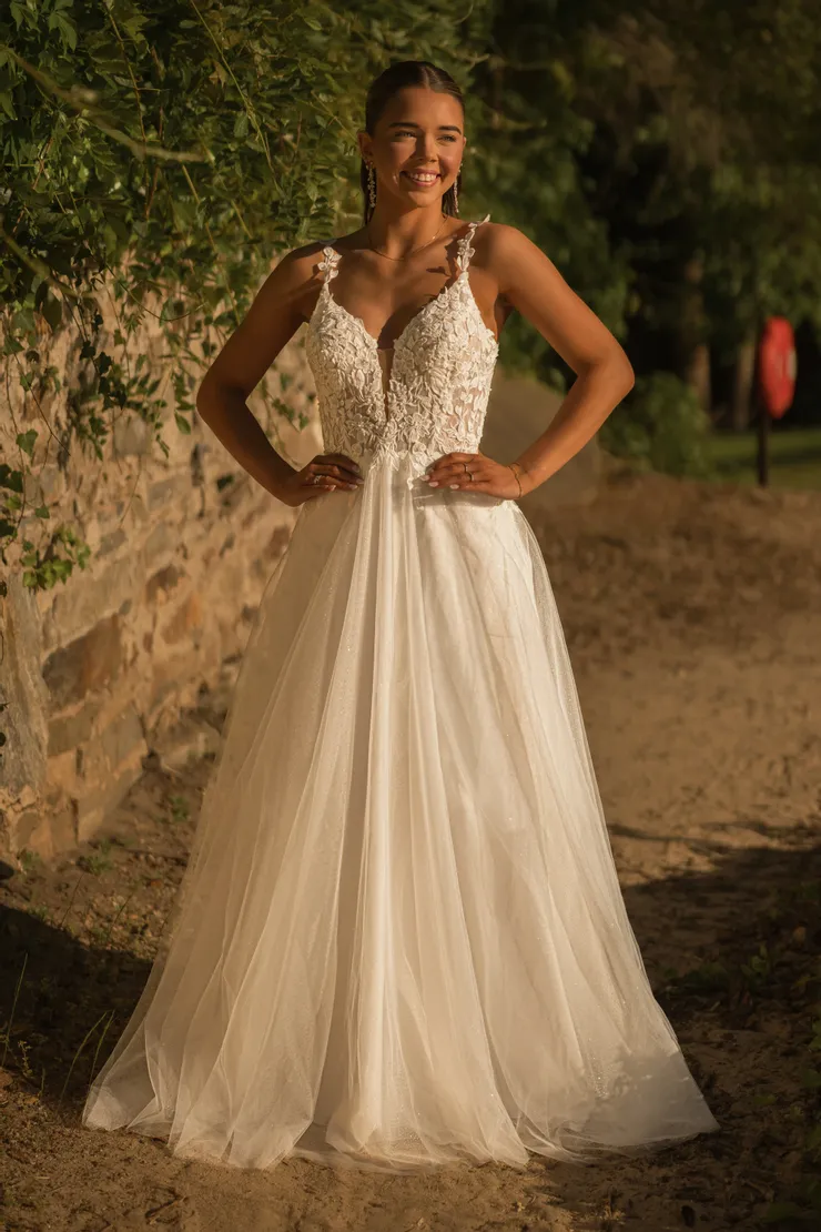 Sophia Thomas Style #B323 Default Thumbnail Image