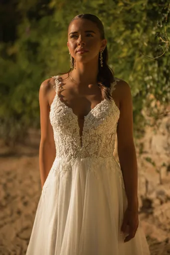 Sophia Thomas Style #B323 #4 frontface vertical cropped thumbnail