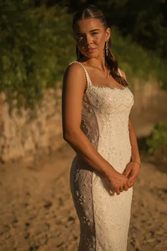 Sophia Thomas Style #B328 #1 frontface vertical cropped thumbnail