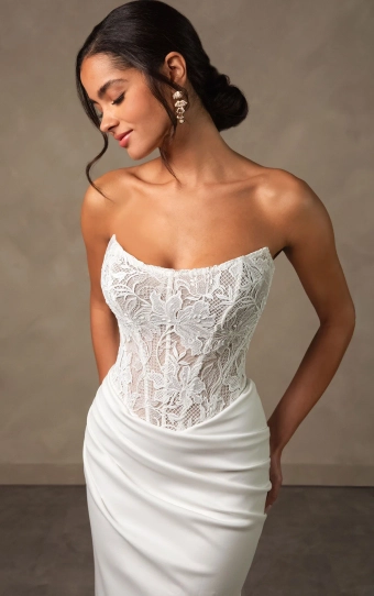 Essense of Australia Style #D4622 #3 frontface vertical cropped thumbnail