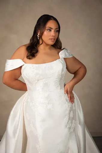 Essense of Australia Plus Size Style NO. D4493PS #6 frontface vertical cropped thumbnail