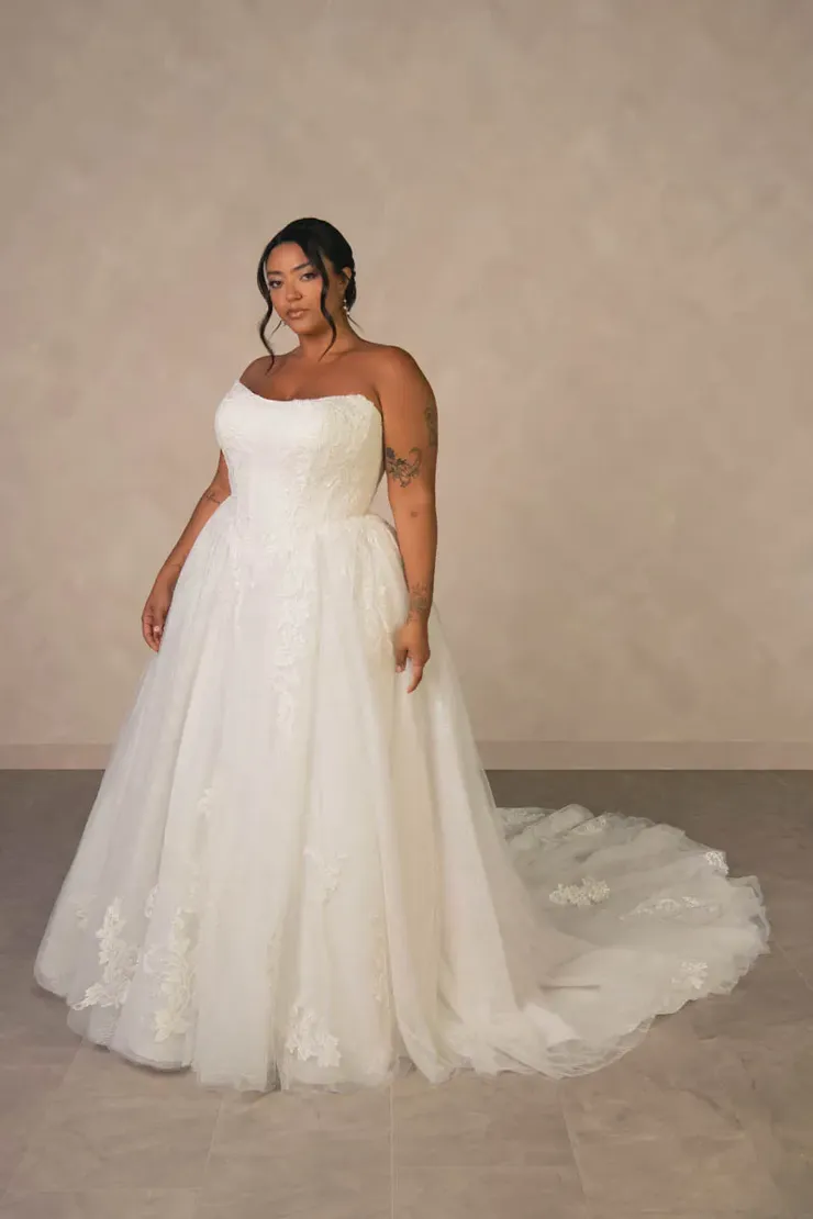 Essense of Australia Plus Size Style #D4553PS Default Thumbnail Image