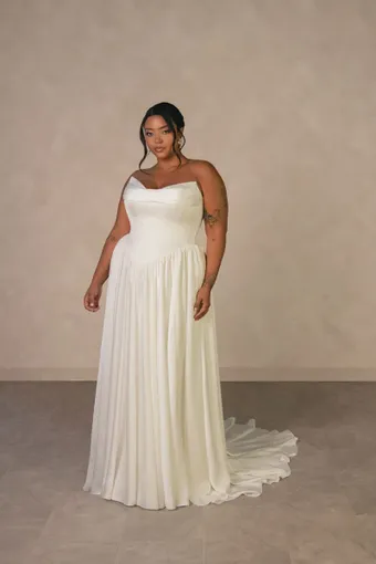 Essense of Australia Plus Size Style NO. D4568PS #2 frontface vertical thumbnail