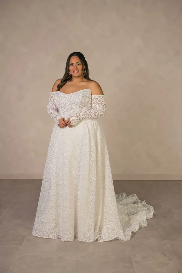 Essense of Australia Plus Size Style #D4591PS Default Thumbnail Image