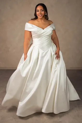 Essense of Australia Plus Size Style NO. D4604PS #1 frontface vertical thumbnail