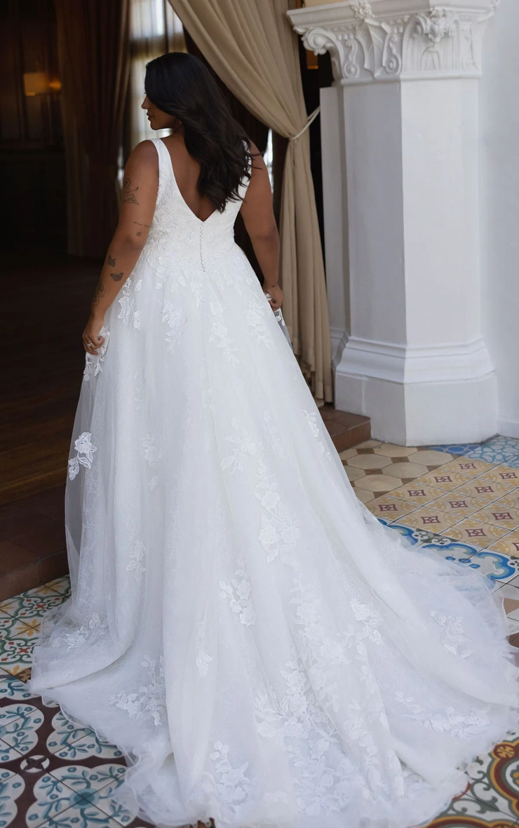 Essense of Australia Plus Size Every Body Every Bride Fall 2026 Backface Thumbnail Image