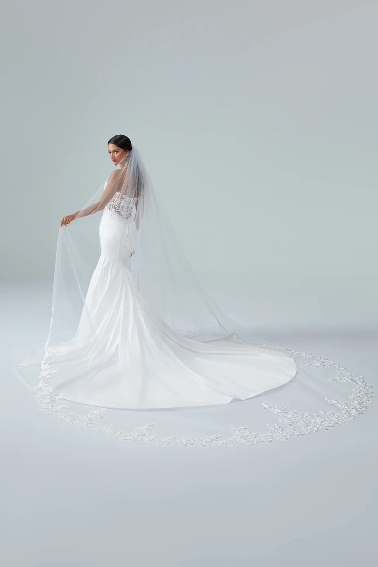 Sophia Tolli Y3251VEIL