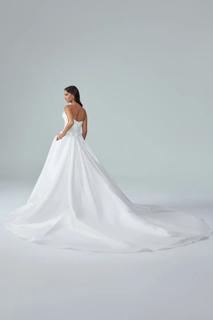 Sophia Tolli Backface Thumbnail Image