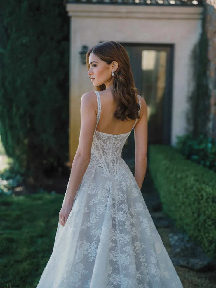 Allure Bridals Style #A1471 #9 backface vertical cropped picture
