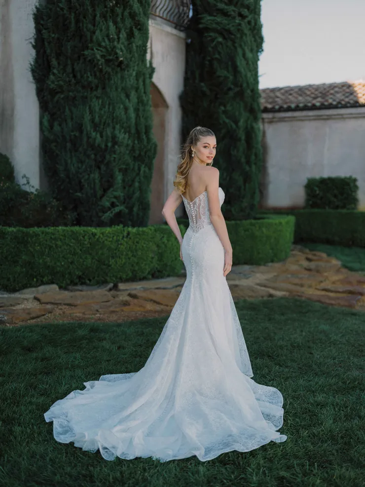 Allure Bridals Backface Thumbnail Image