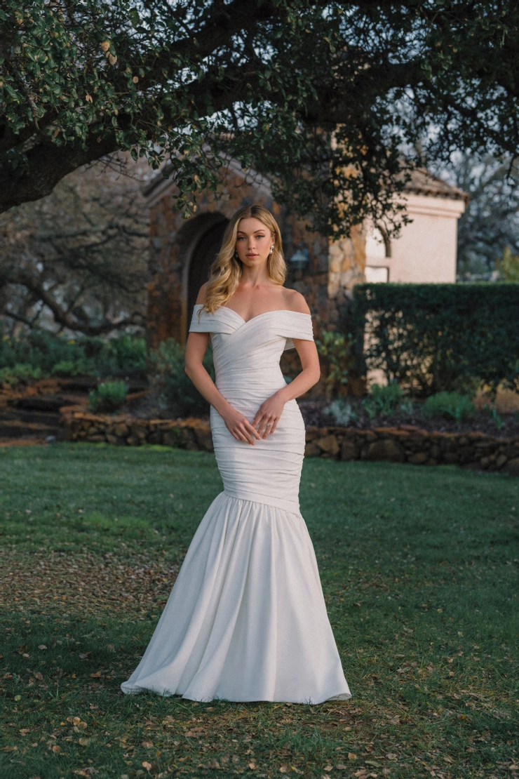 Allure Bridals Style #A1483 Default Thumbnail Image