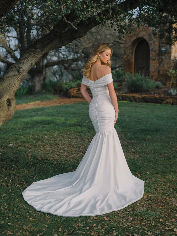 Allure Bridals Backface Thumbnail Image