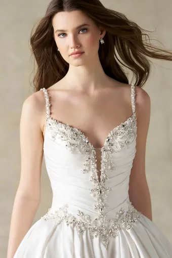 Allure Bridals Style #A1484 #9 frontface vertical cropped thumbnail