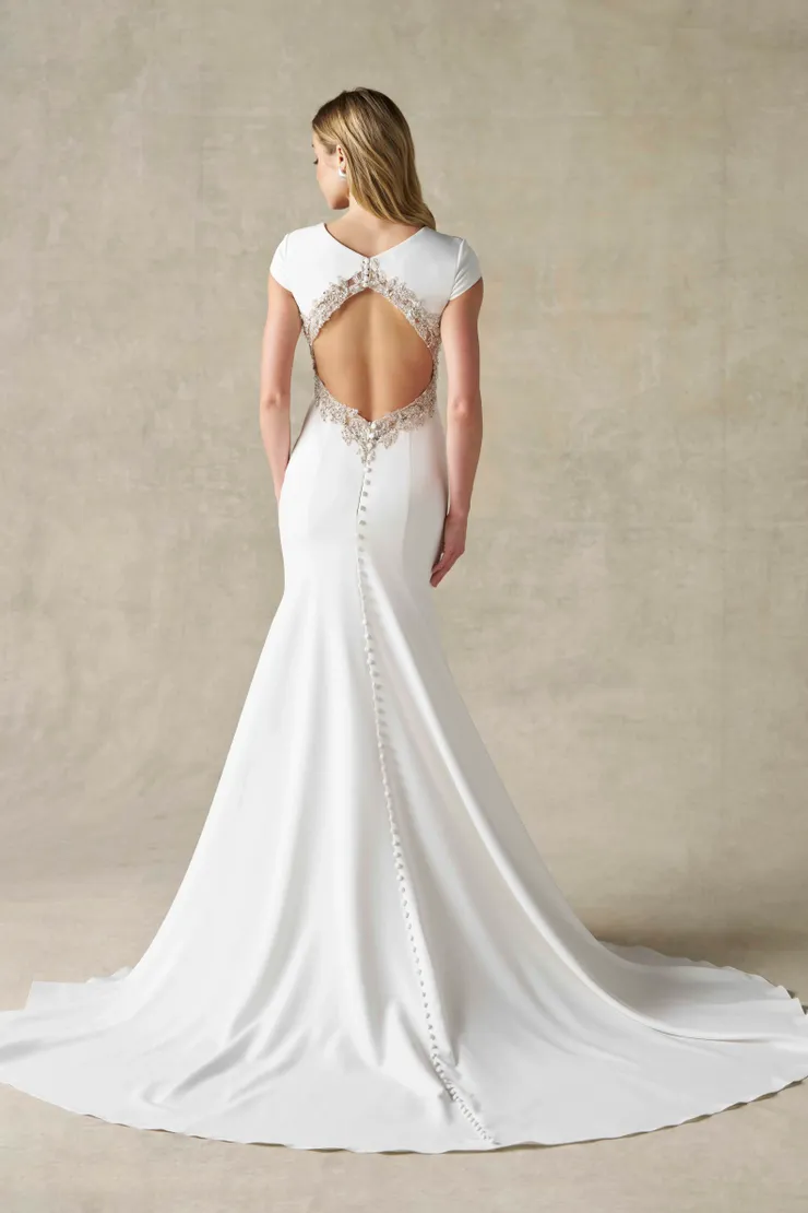Allure Bridals Backface Thumbnail Image