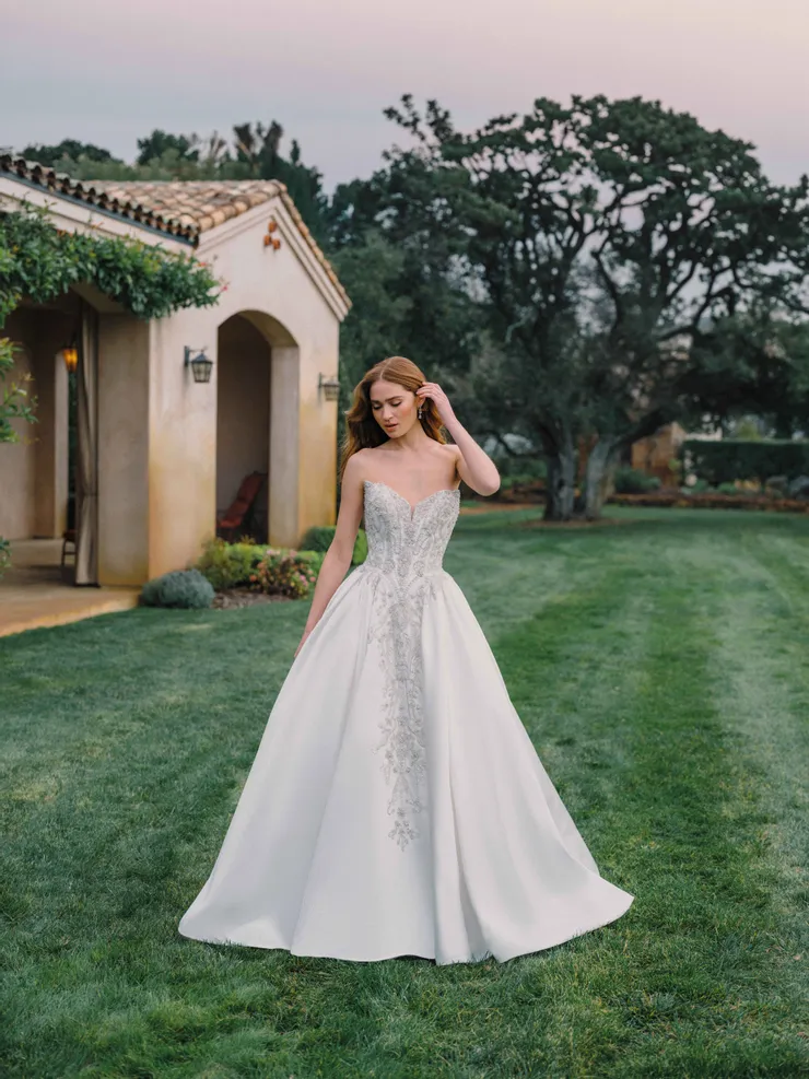 Allure Bridals Style #A1490 Default Thumbnail Image