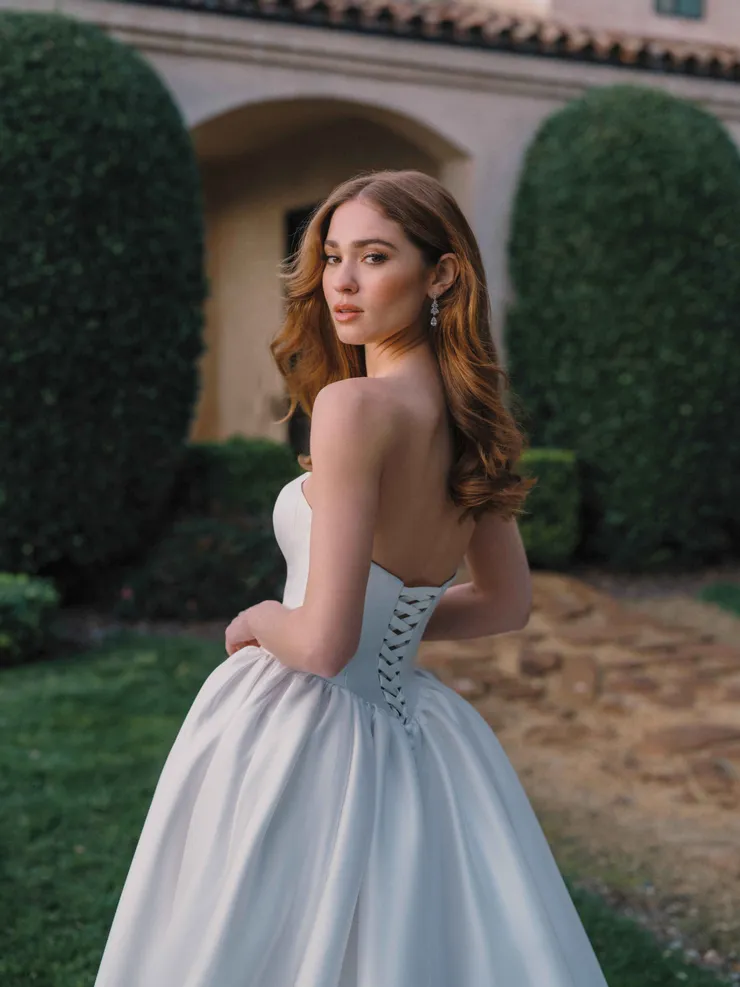 Allure Bridals Style #A1492 #7 backface vertical cropped picture