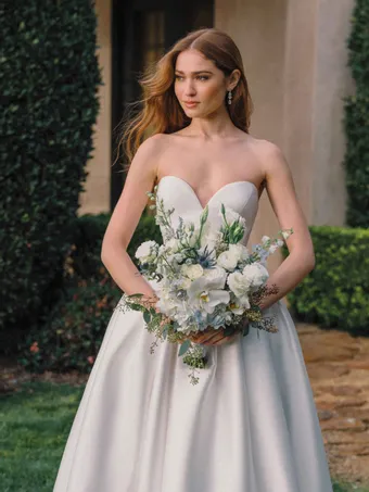 Allure Bridals Style #A1492 #6 frontface vertical cropped thumbnail