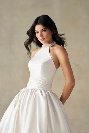 Allure Bridals Style #A1498 #7 frontface vertical cropped thumbnail