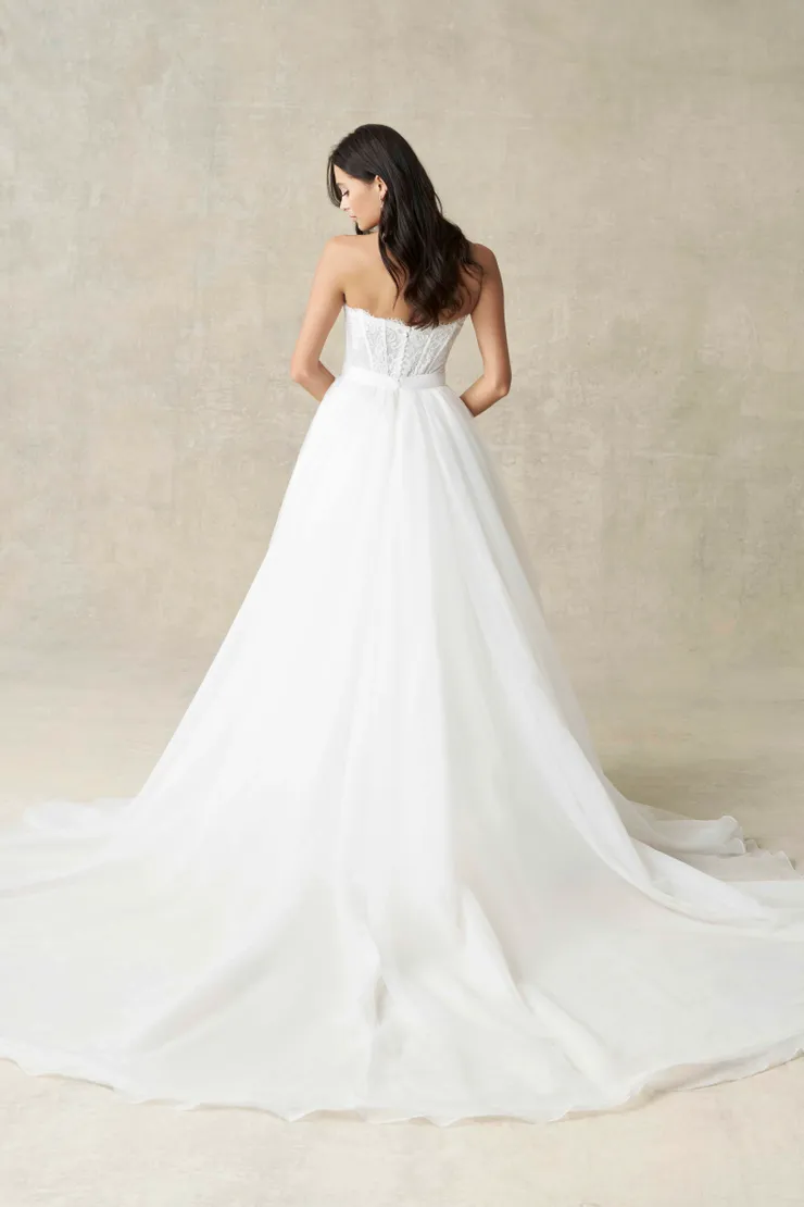 Allure Bridals Backface Thumbnail Image