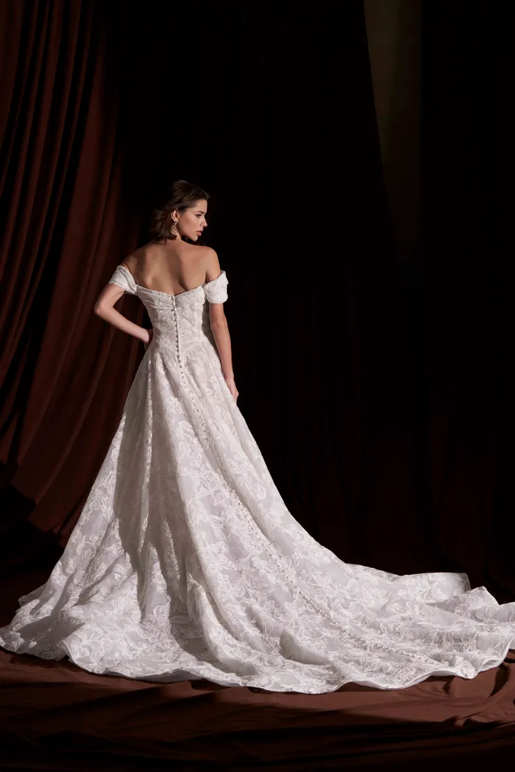 Allure Couture Backface Thumbnail Image