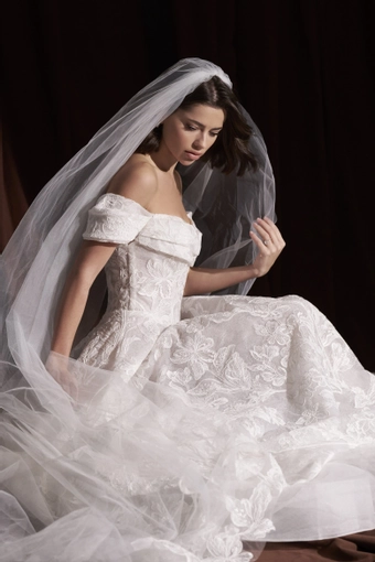 Allure Couture Style #C822 #5 frontface vertical cropped thumbnail