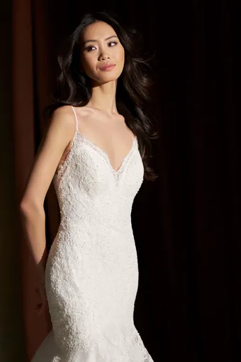 Allure Couture Style #C825 #4 frontface vertical cropped thumbnail