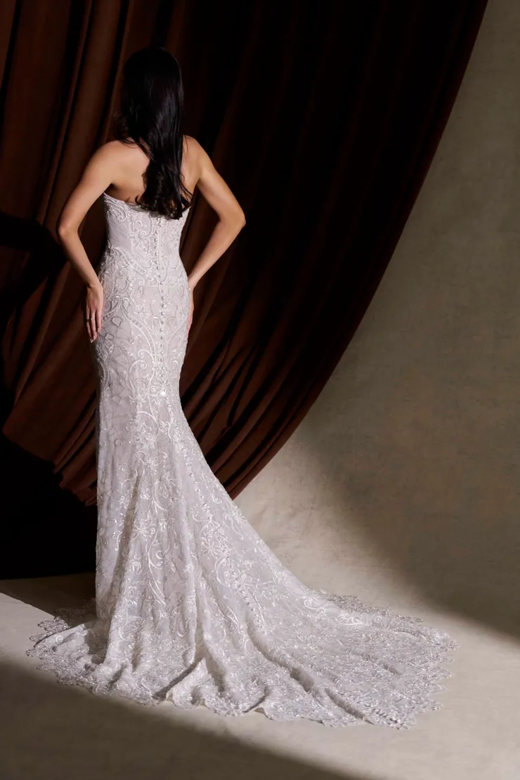 Allure Couture Backface Thumbnail Image