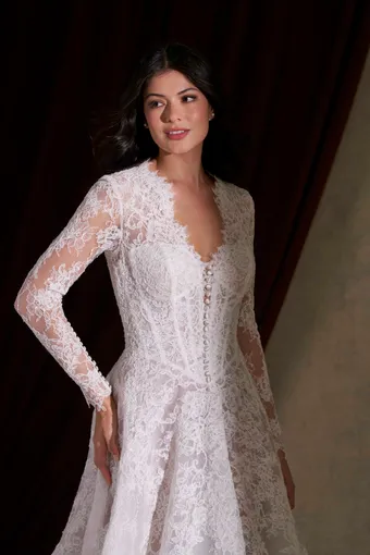 Allure Couture Style #C843 #4 frontface vertical cropped thumbnail