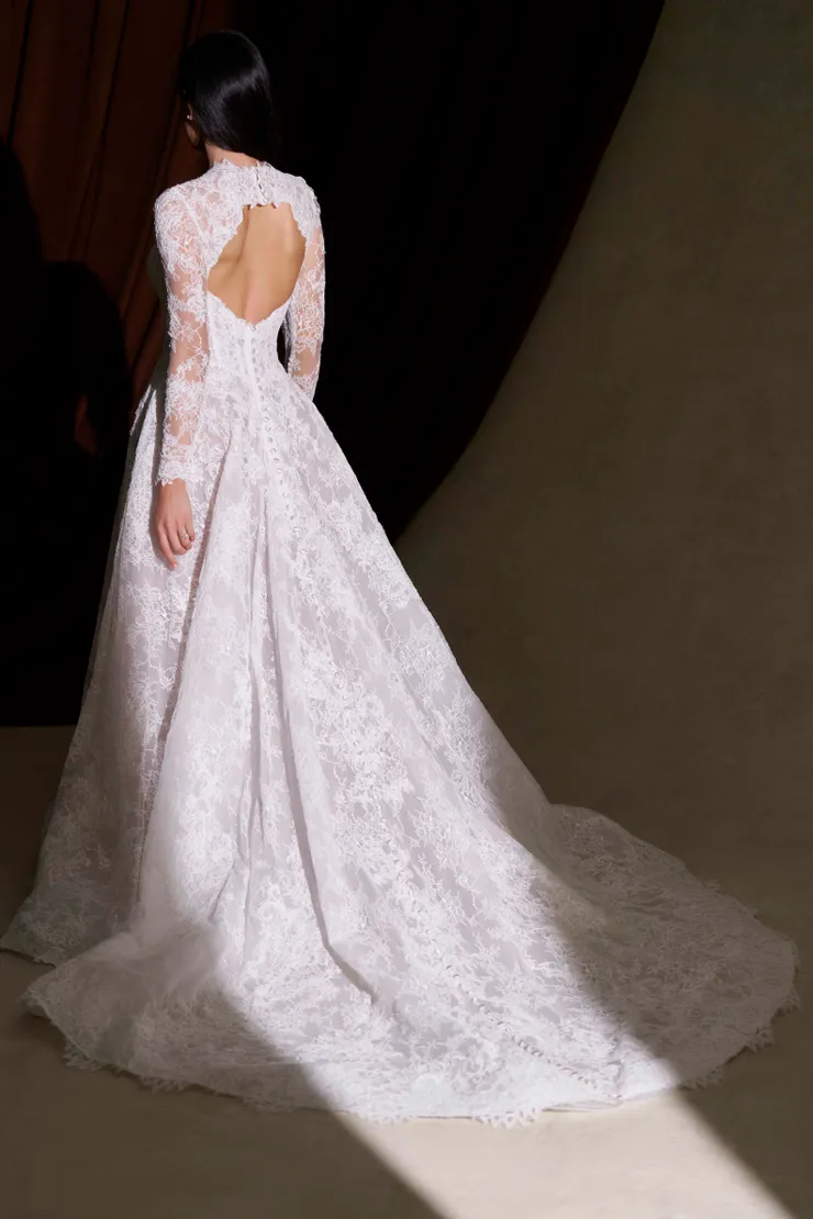 Allure Couture Backface Thumbnail Image