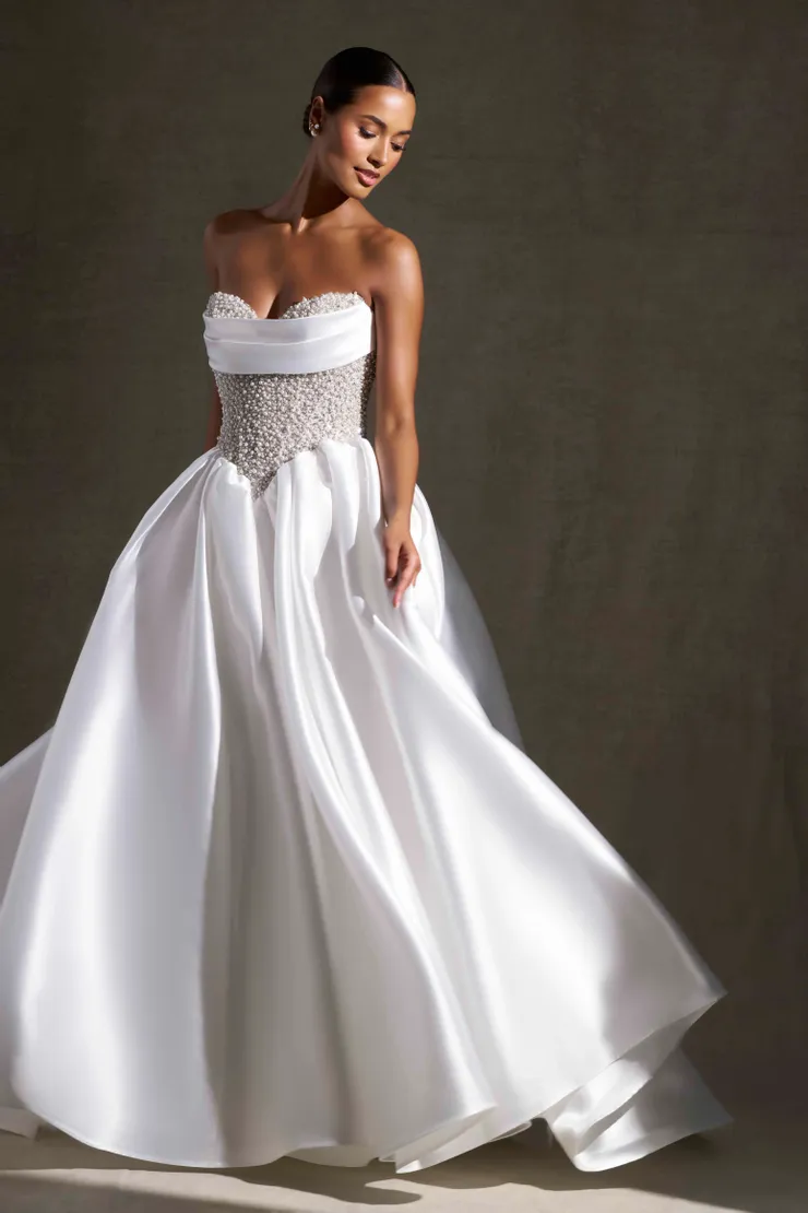 Allure Couture Style #C846 #1 frontface vertical picture
