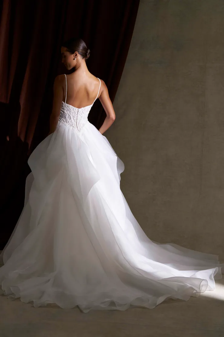 Allure Couture Backface Thumbnail Image