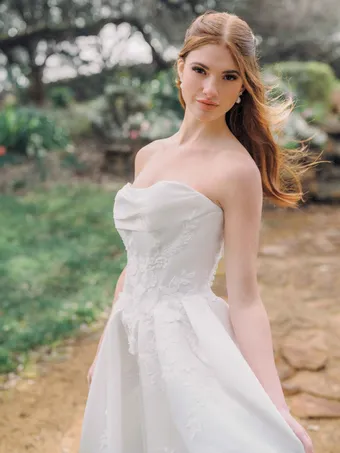 Allure Romance Style #R3972 #6 frontface vertical cropped thumbnail