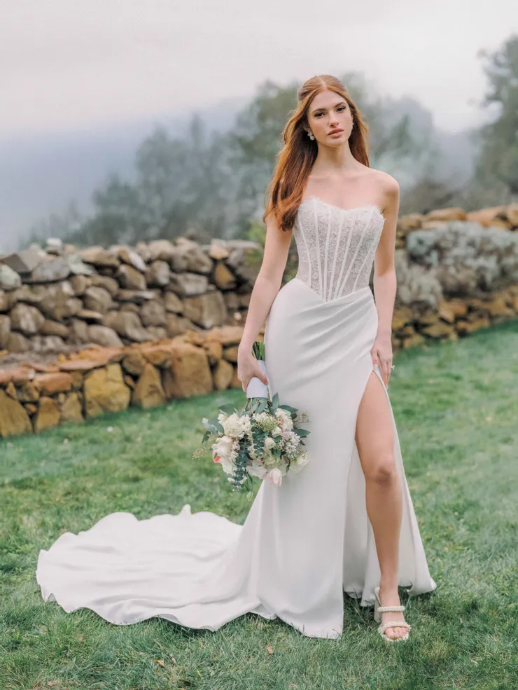 Allure Romance Style #R3976 Default Thumbnail Image