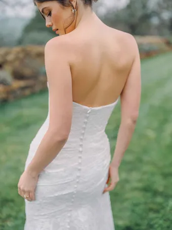 Allure Romance Style #R3977 #8 backface vertical cropped thumbnail