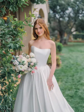 Allure Romance Style #R3978 #10 frontface vertical cropped thumbnail