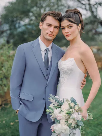 Allure Romance Style #R3981 #1 frontface vertical thumbnail
