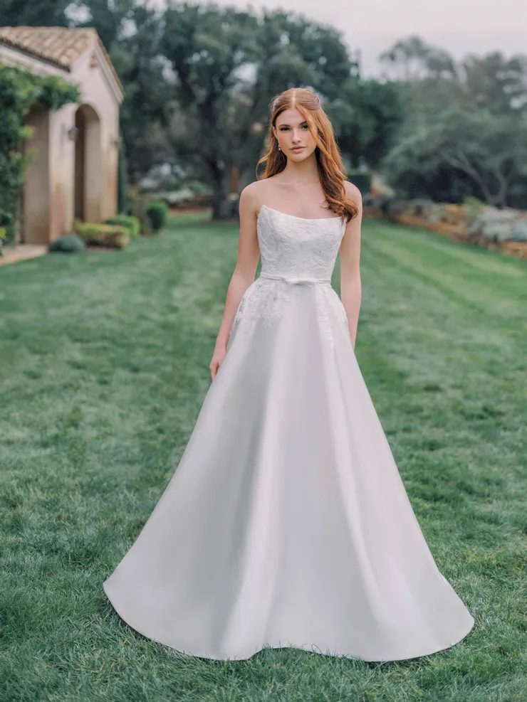Allure Romance Style #R3984 Default Thumbnail Image