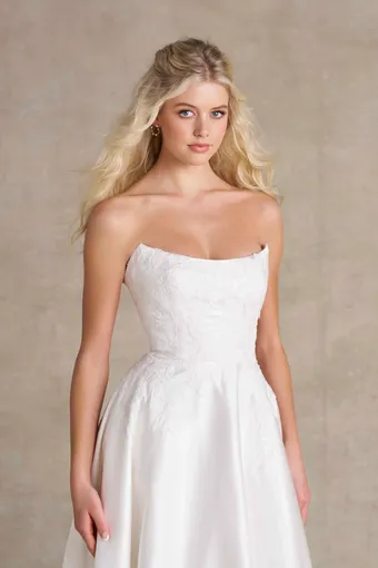 Allure Romance Style #R3984 #8 frontface vertical cropped thumbnail