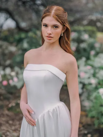Allure Romance Style #R3988 #3 frontface vertical cropped thumbnail