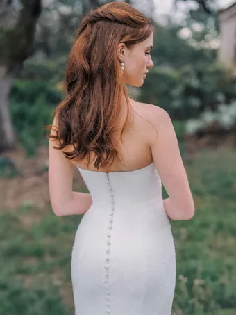 Allure Romance Style #R3990 #5 backface vertical cropped thumbnail