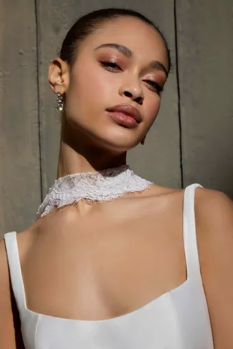 Madison James #7 frontface vertical cropped thumbnail