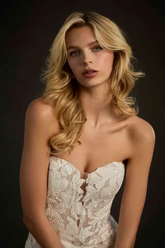 Madison James #5 frontface vertical cropped thumbnail