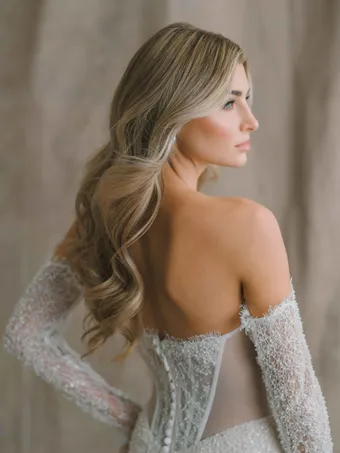Abella Style #E616 #15 backface vertical cropped thumbnail