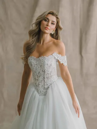 Abella Style #E625 #5 frontface vertical cropped thumbnail
