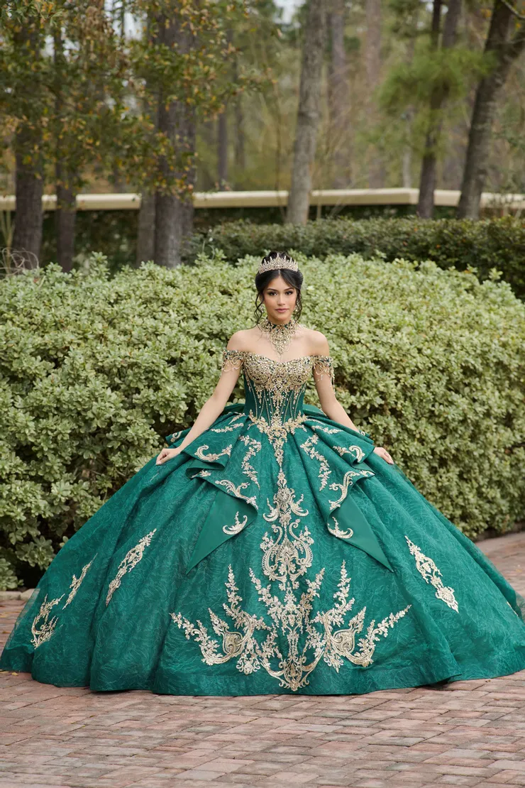 AmaBella Quinceanera Style #Q1100 #0 default frontface vertical picture