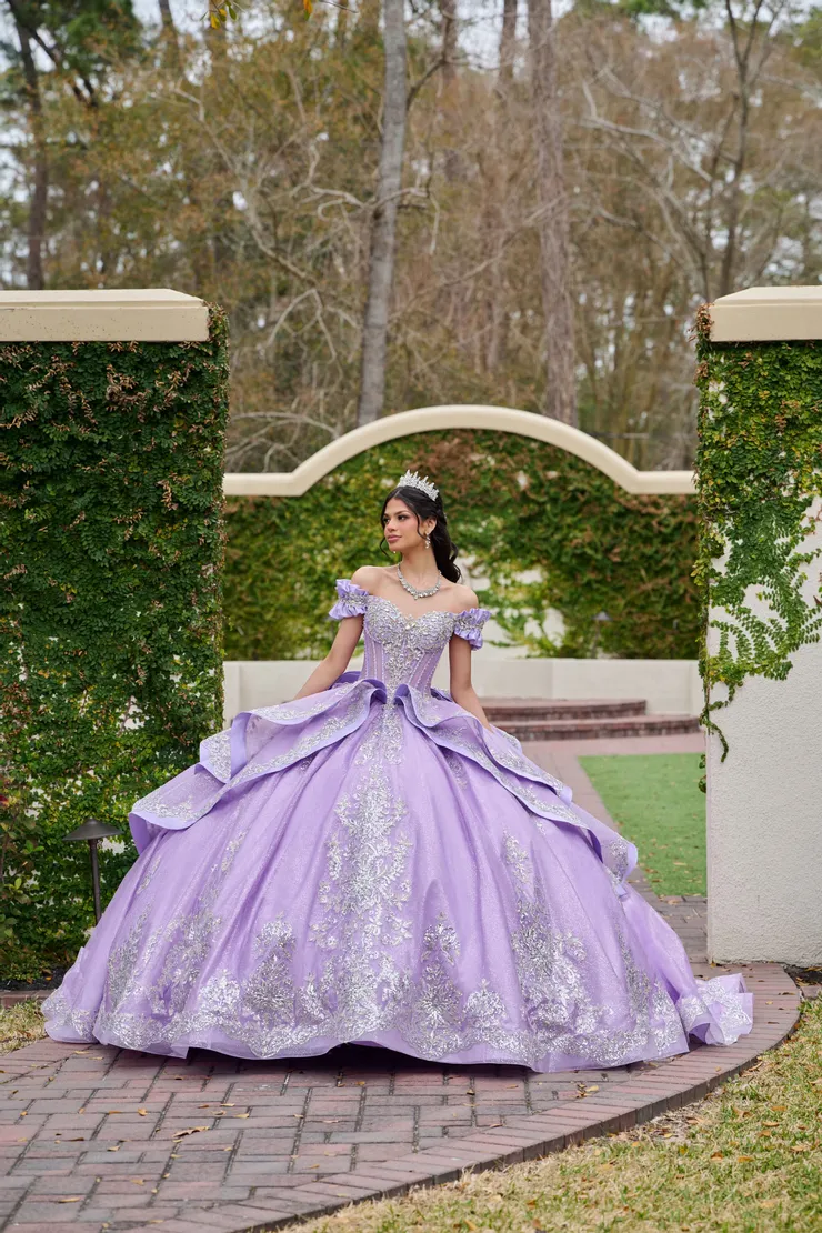 AmaBella Quinceanera Style #Q1111 #0 default frontface vertical picture