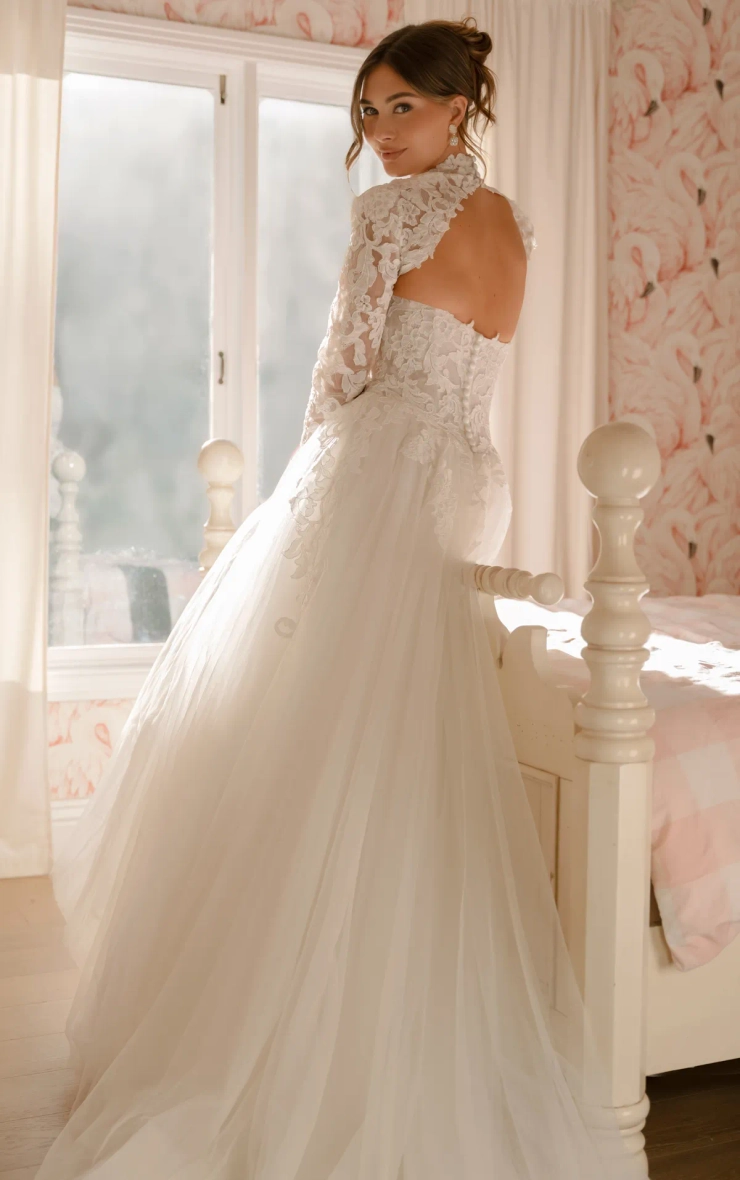 Stella York  SY8324
