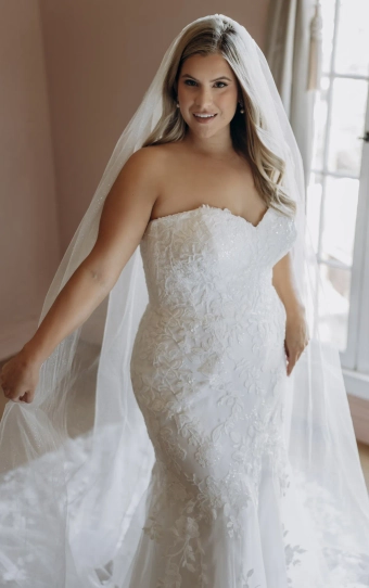 Stella York Plus Size #SY8332 #6 frontface vertical cropped thumbnail